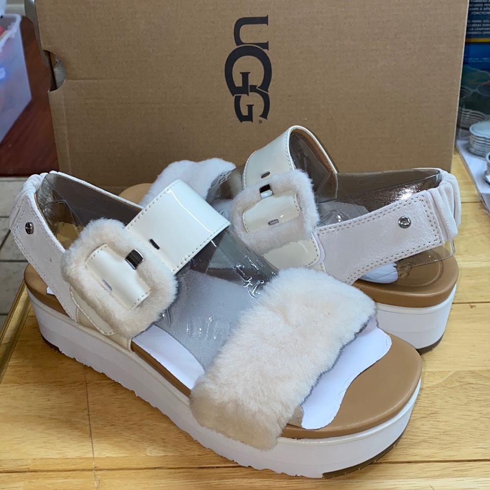 AUTH NIB UGG LE FLUFF PLATFORM SANDAL JASMINE US8